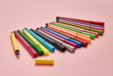 文具包裝設(shè)計(jì)對(duì)用戶體驗(yàn)有著至關(guān)重要的作用
